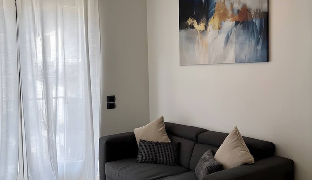 ÒRA Lake Suite Riva – Elegant Apartment near the Lake