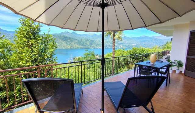 Orta Blu Lake House: Spectacular view of Lake Orta, great