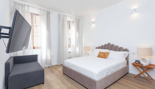 Palazzo Sant'Elena 2 - by OpenRoma