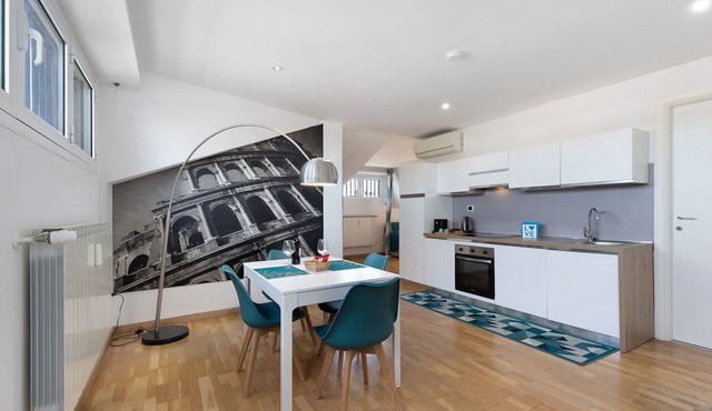 Penthouse Between Sky and Sea with Panoramic Terrace - Lido Di Ostia