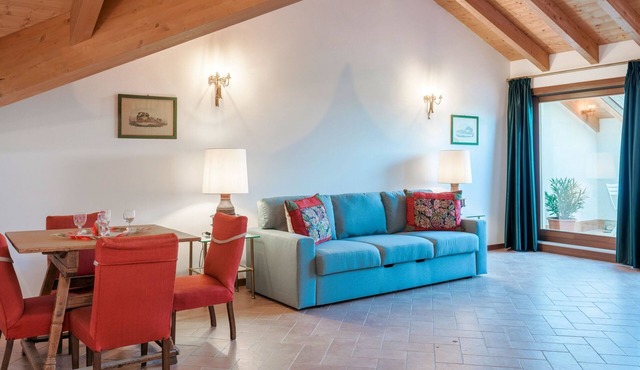 Penthouse - Doppelbett und Doppelschlafcouch by Interhome