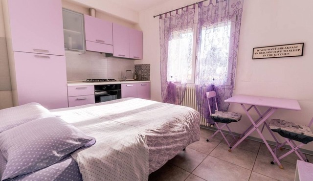 PINK ROOM FAMILY ROOM