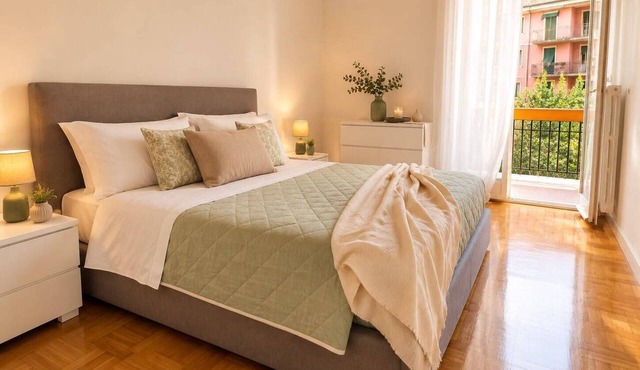 Quick Home Victoria - Two Bedroom Apartment, Sleeps 7