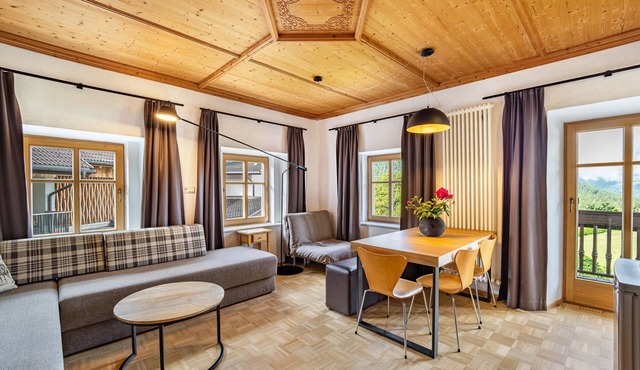 Residence Grünbacher Apartment 3 with Balcony and Shared Pool