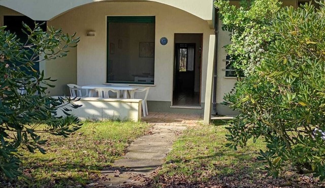 Residence Sirotti Lido Estensi three-room villa 20m from the sea parking space