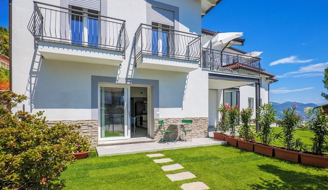 Residenza Luna No. B 7 by Lago Reisen