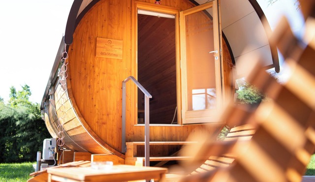 Rifugio diVino Dormire in una botte - Wine Barrel stay near Rome