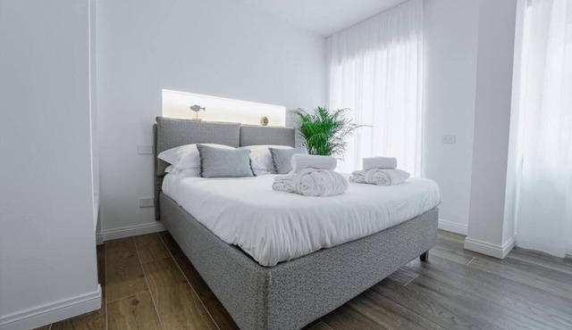 Riviera Suites Stanza 2