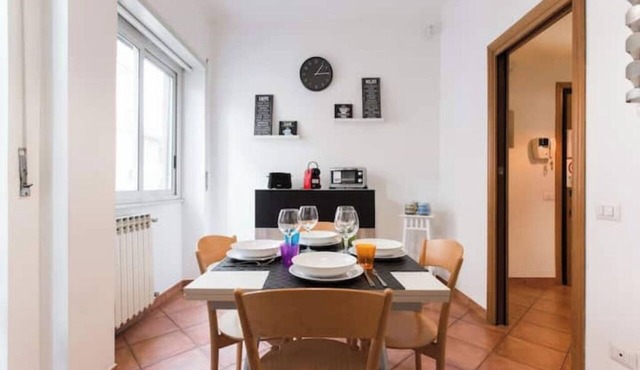 Rome Cinecittà Suite - Apartment near Metro A Subaugusta