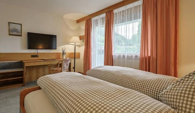 Room 'Bb Pattis 2P' with Mountain View, Balcony and Wi-Fi