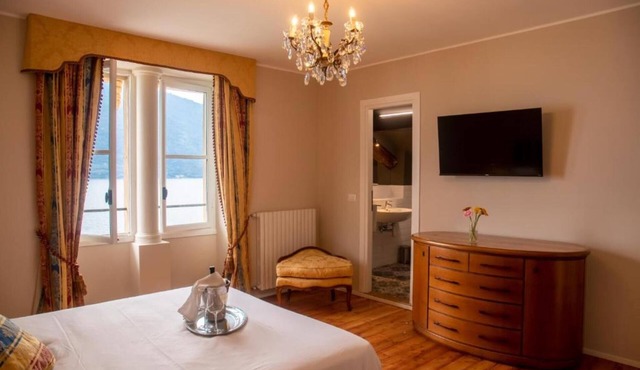 Room 'Bifora- Vista Lago' with Shared Garden and Wi-Fi