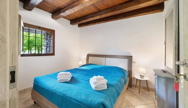 Room 'Dafne' with Shared Garden and Wi-Fi