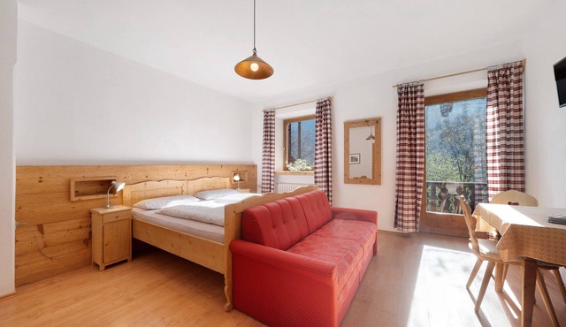 Room 'Mayrhof Rosmarinzimmer' with Mountain View, Shared Garden and Wi-Fi