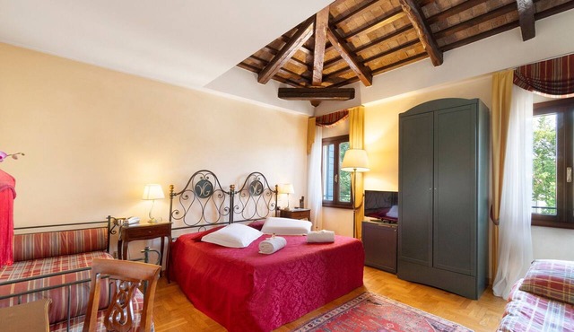 Room 'Villa Goetzen - Camera Quadrupla' with Wi-Fi and Air Conditioning