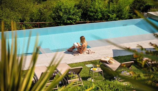 Rota Suites