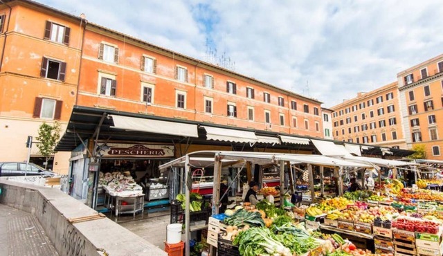 San Cosimato Luxury Bright Apartment