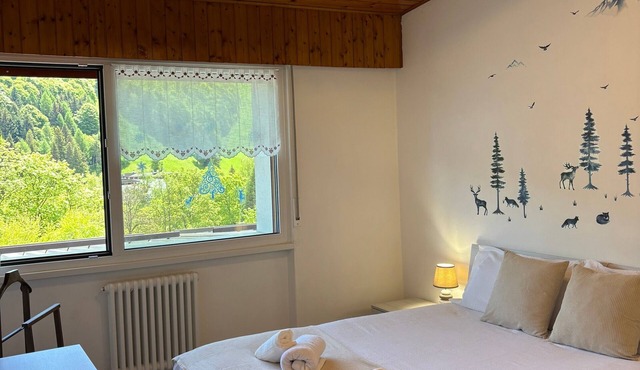 San Valentino Lodge: Panoramic Mountain Views, Nature & Covered Parking