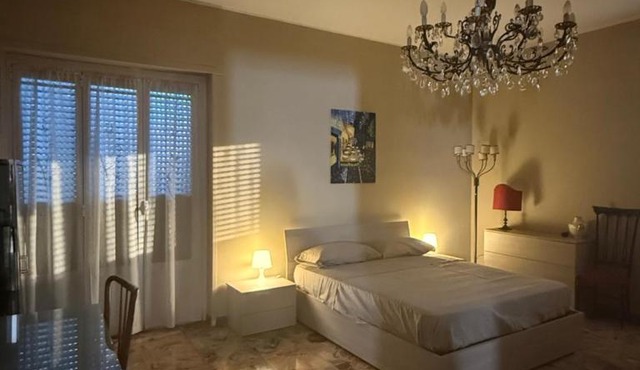 Spacious and bright three-room apartment 10 minutes from Milan- spazioso e luminoso 3 locali a 10 min da Milano