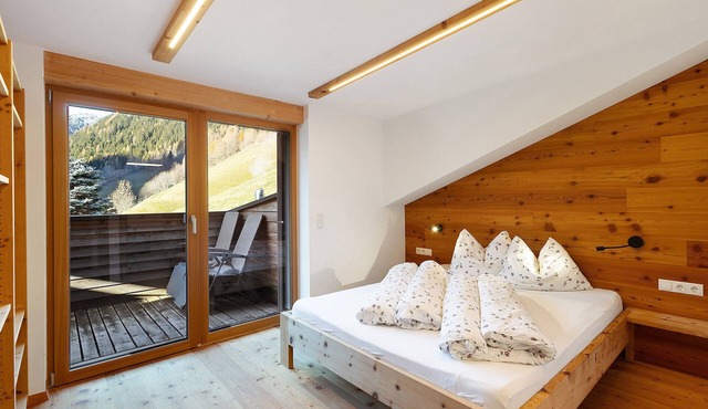 Steinhof Room Abendsonne with Mountain View, Shared Terrace, and Wi-Fi