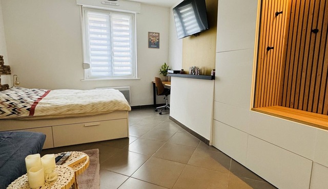 Studio en Plein Centre Ville de Saint-omer, Votre Escapade Audomaroise in Saint-Omer