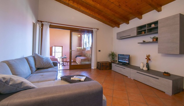 Suna Beach Apartment, Verbania, Italy