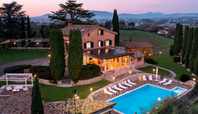 Tenuta Cavi 10, Emma Villas