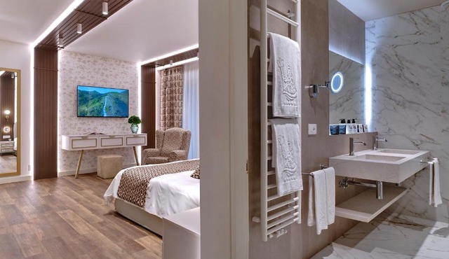 Tritone LUXURY HOTEL THERMAE & SPA