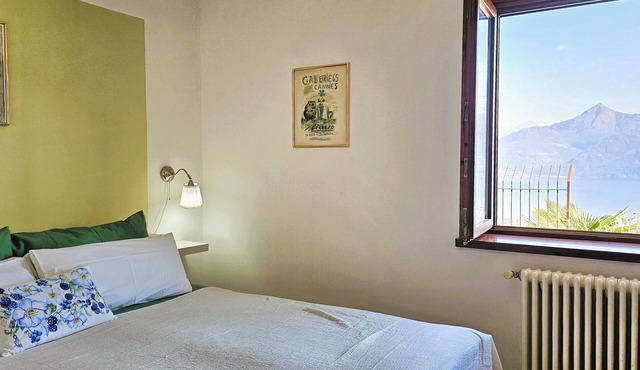 Villa Foresta Meanggio (Apt Croce): Nature retreat with stunning Lake Como View