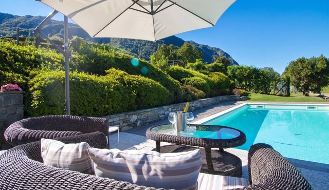 Villa Giorgia Lake View Villa with Private Pool, Castelveccana, Italy