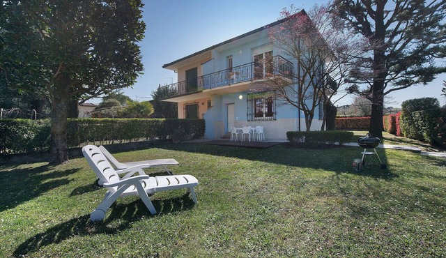 Villa Iconi Lake Garda, 5-Minute Walk to the Beach