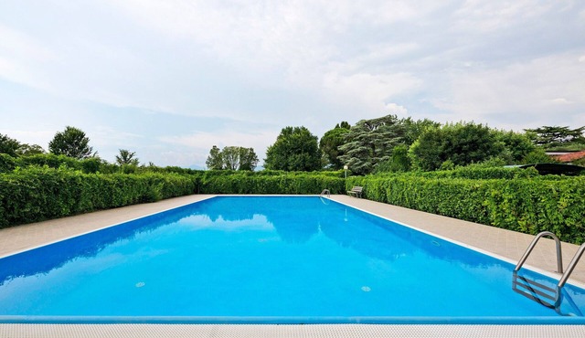 Villa Lucrezia – 4 guests in Bardolino, Lake Garda – Pool, Garden, Parking, Pets Welcome