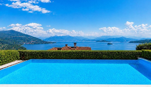 Villa Marta by Lago Reisen