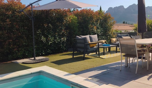 Villa with a heated pool in Roquebrune-sur-Argens