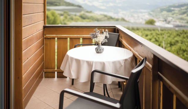 Vineyard apartments with magnificent view and Brixen South Tyrol Guest Pass