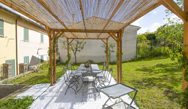 Wonderful villa for 12 guests with WIFI, A/C, TV, terrace and pets allowed