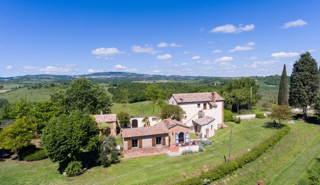Wunderschöne Wohnung in Chiusi mit Panoramaterrasse by Interhome