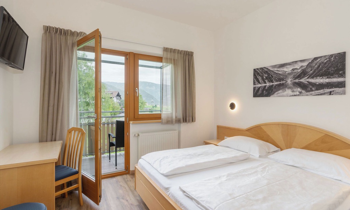 Riscone Bed & Breakfast | Garni Schorneck