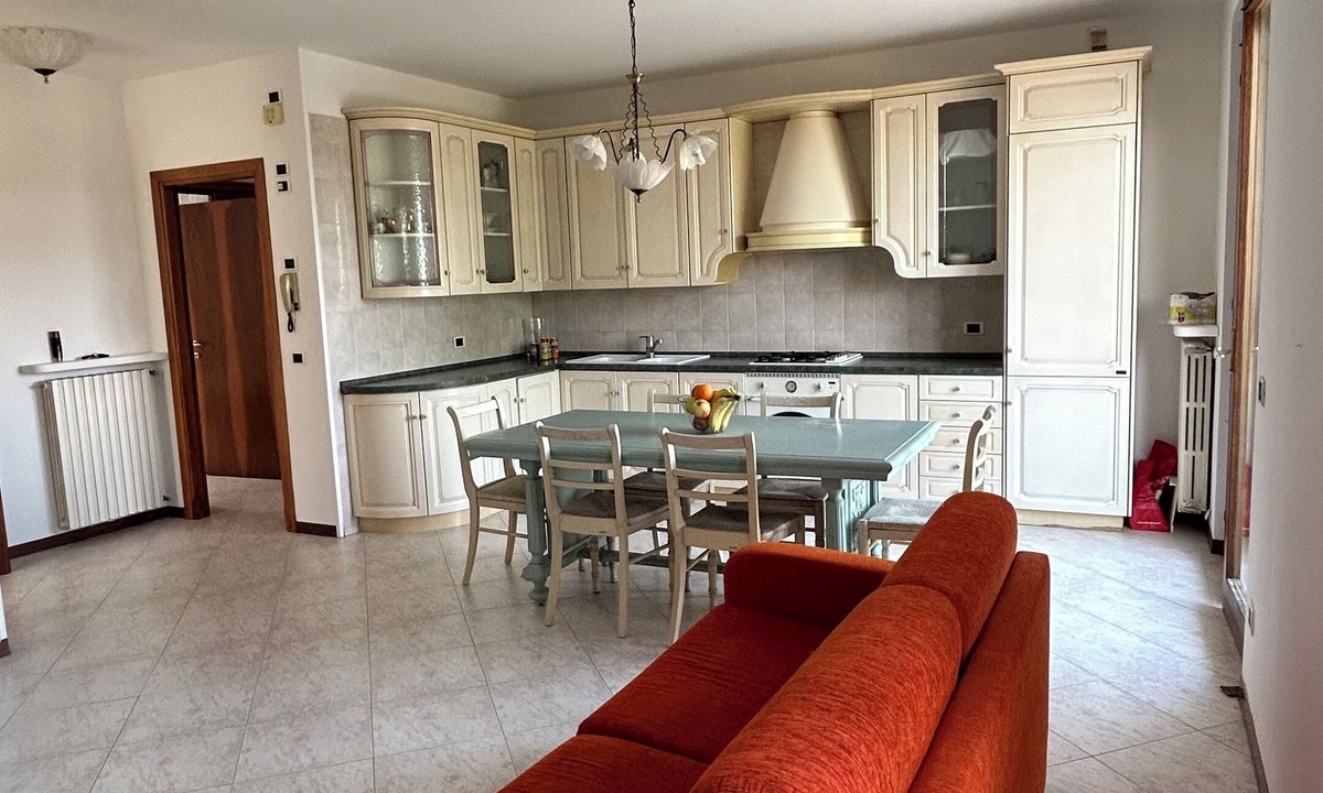 Pozzolengo Apartment | Candy Apartment per Famiglie e a Pochi km dal Lago di Garda e da Gardaland