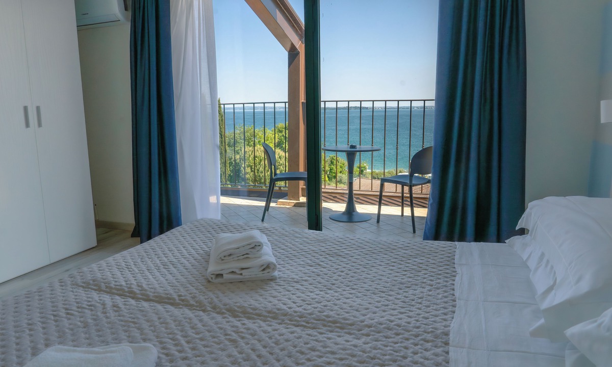 Moniga del Garda Hotel | AHG Riva Del Sole Wellness Hotel - Adults Only