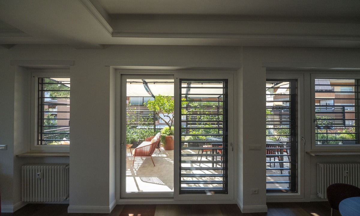Zona LIII Tomba di Nerone Apartment | Roman Terrace & Soul in Peaceful Area