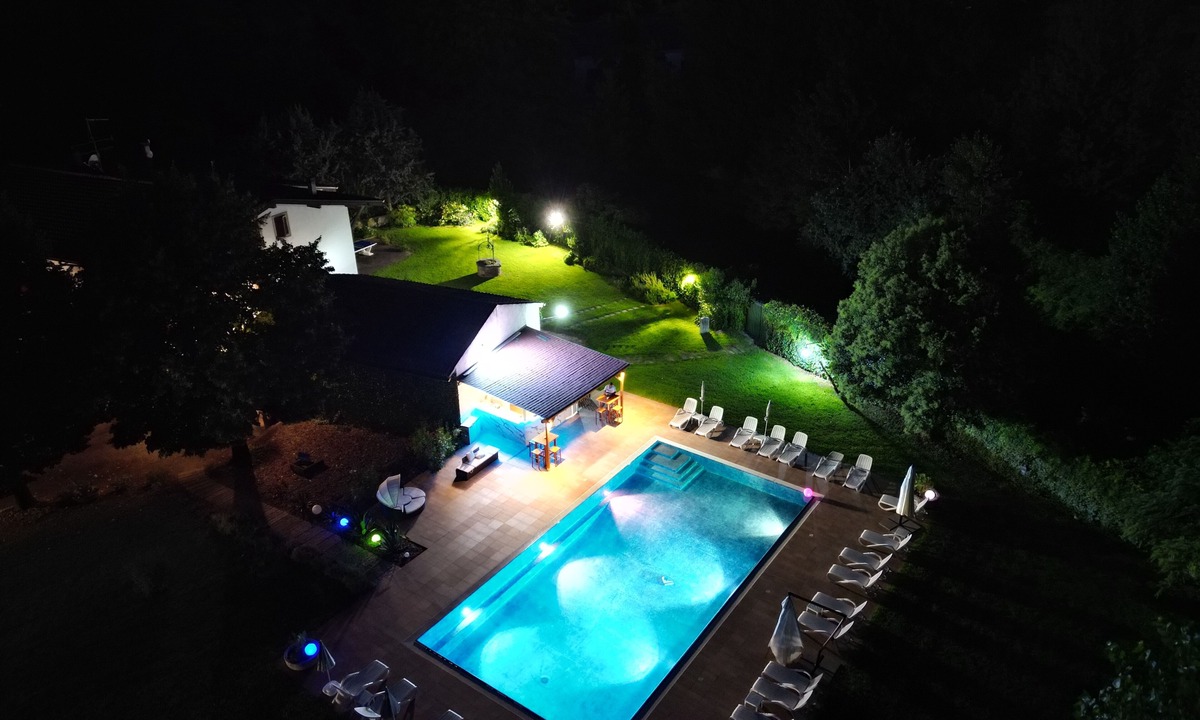 San Martino Buon Albergo RV Rental | Villa Vitti's - Verona Est CAMPING