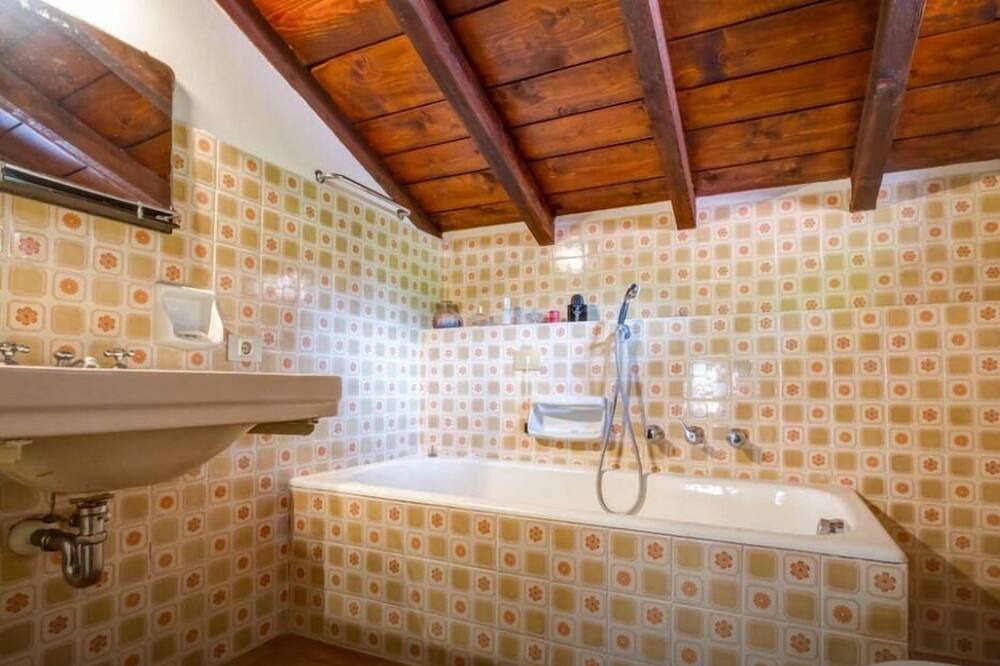 Photo of Bathroom in Alpino