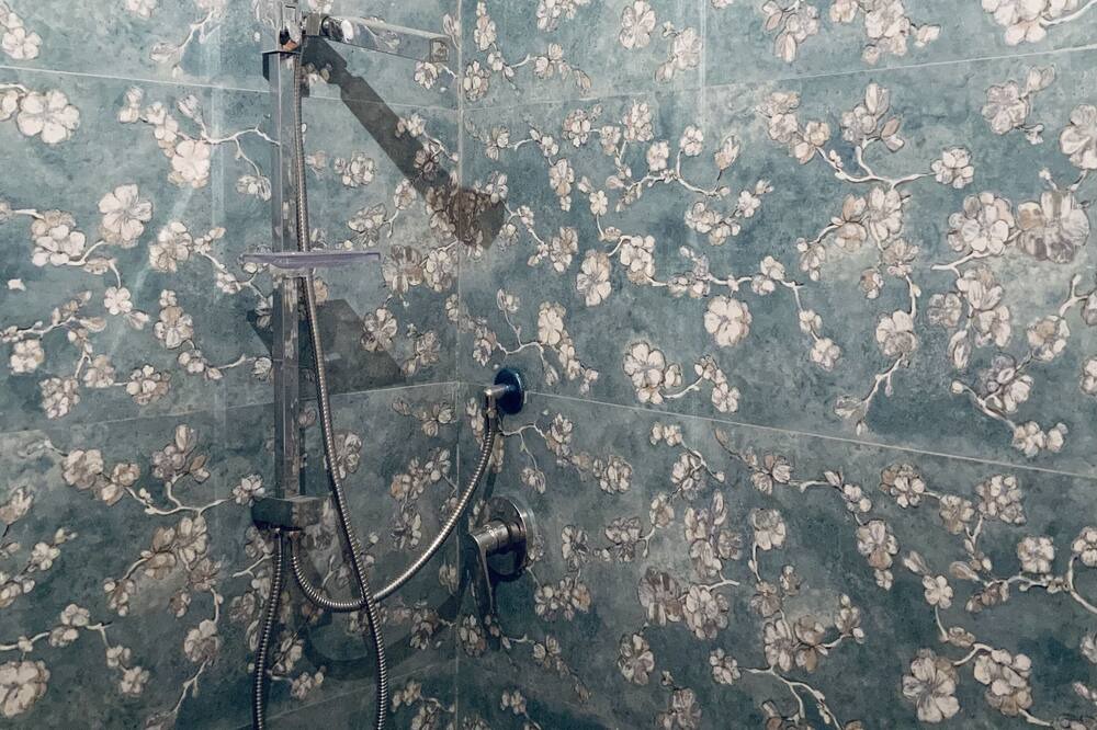 Photo of Bathroom in Lazzaretto
