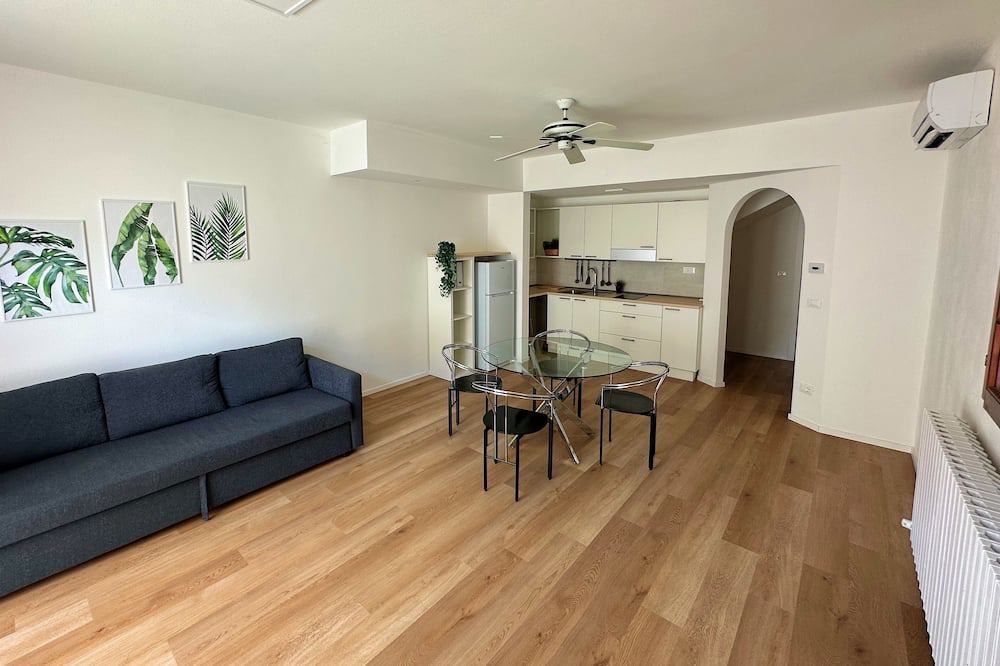 Photo of Livingroom in Budrio