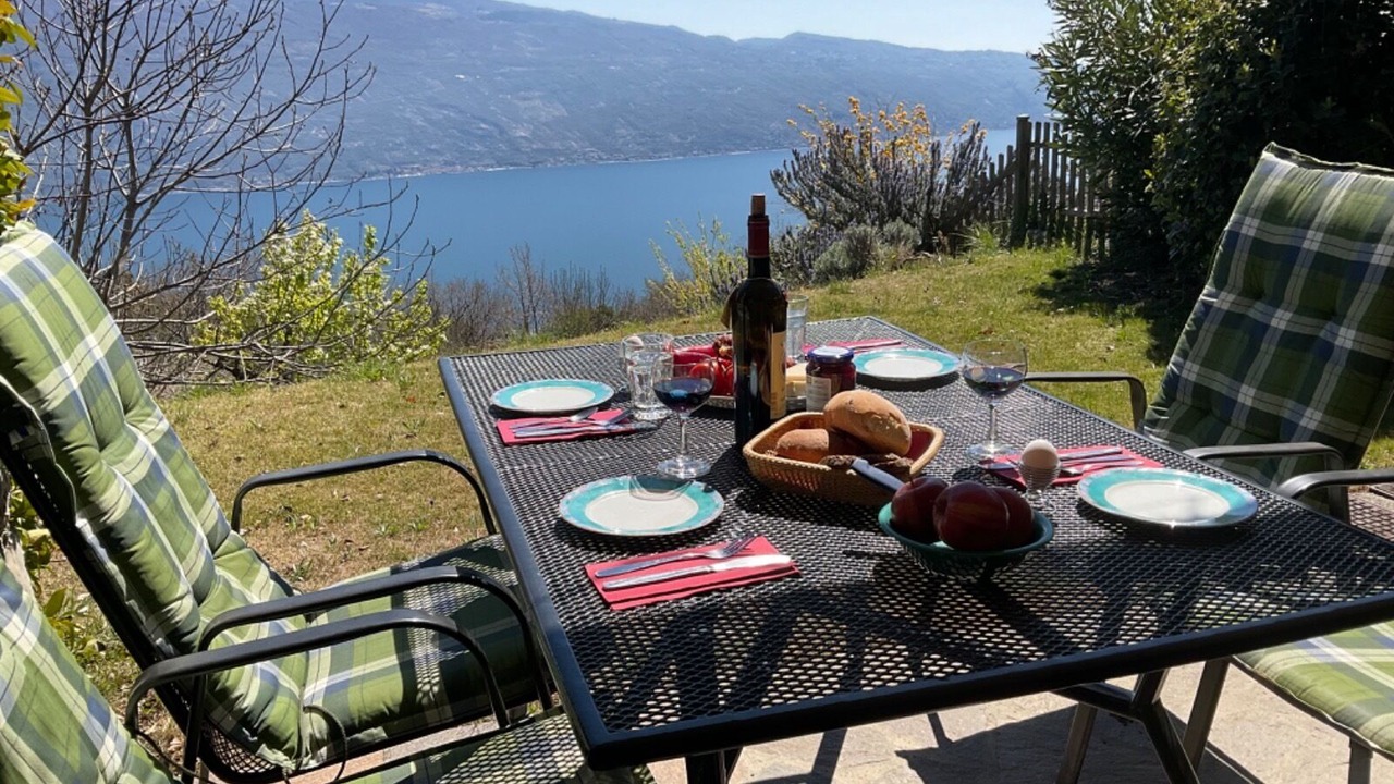 Photo of Outdoor in Aer