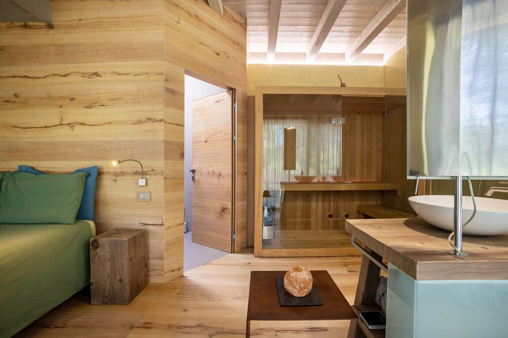 Photo of Bedroom in Mezzolago