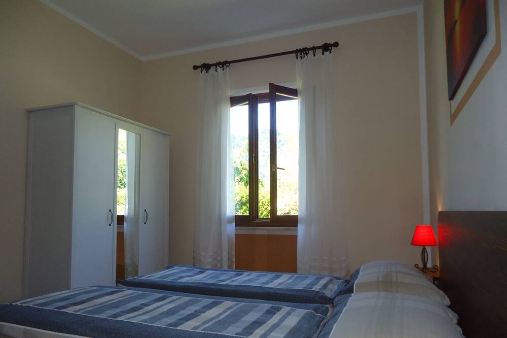 Photo of Bedroom in Idro