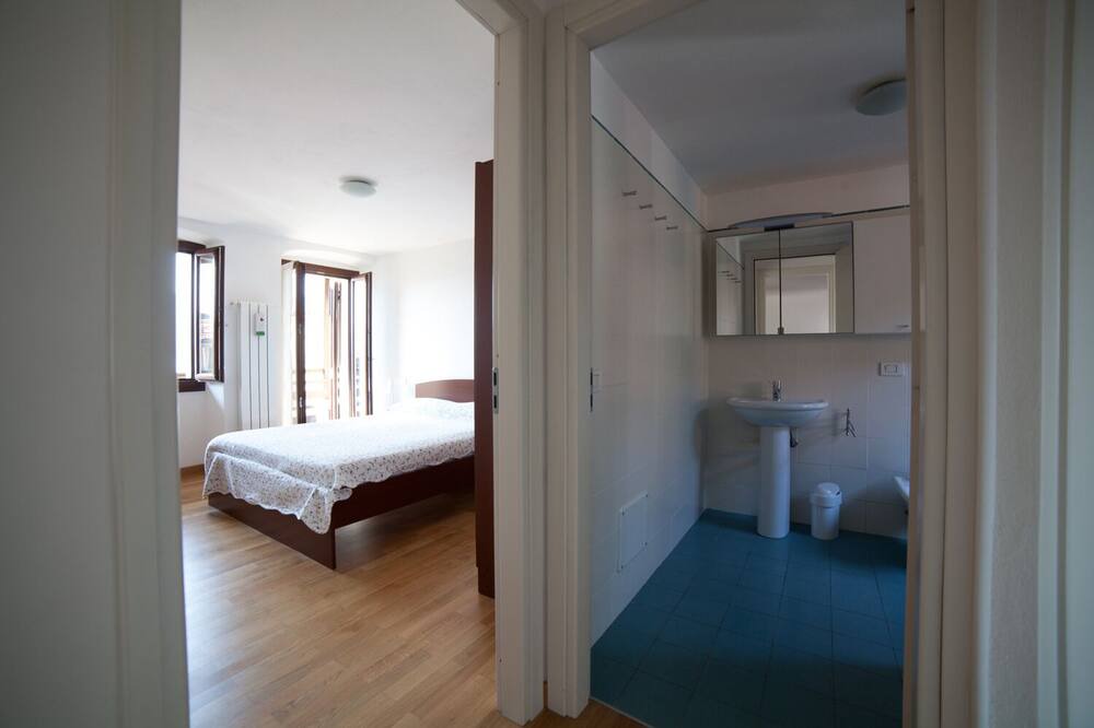 Photo of Bedroom in Pallanza