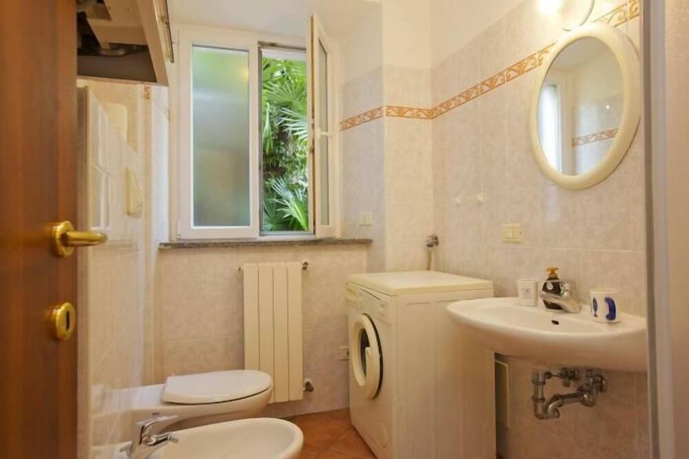 Photo of Bathroom in Tronzano Lago Maggiore