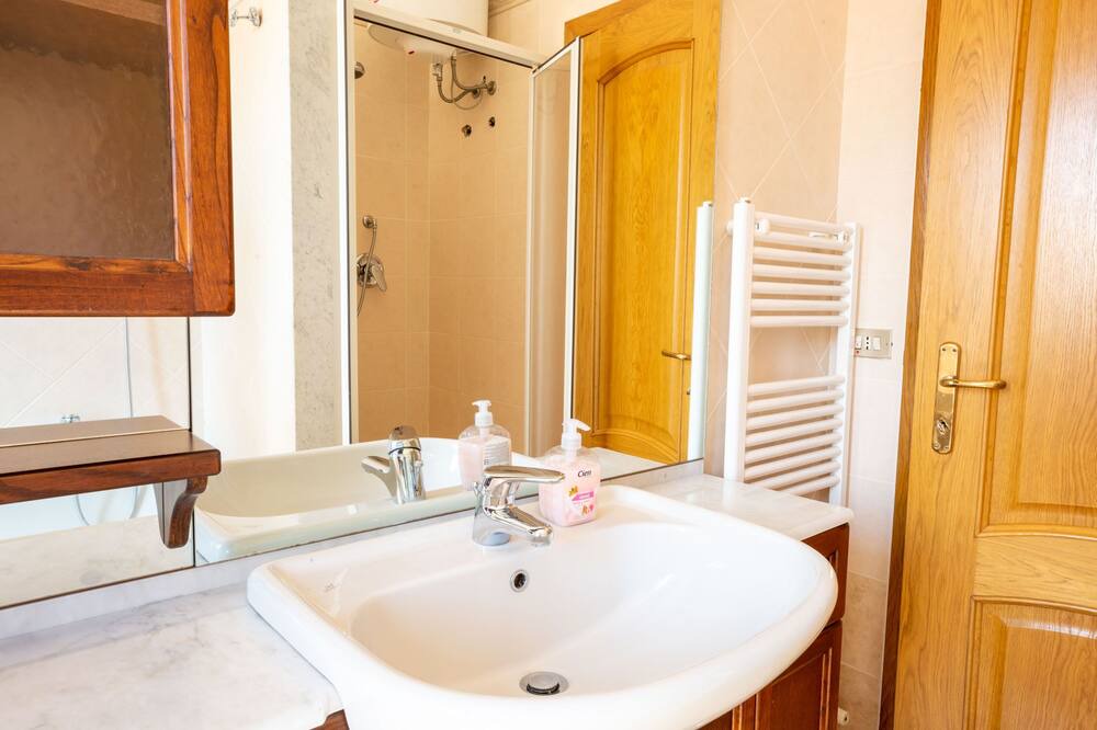 Photo of Bathroom in Castro dei Volsci